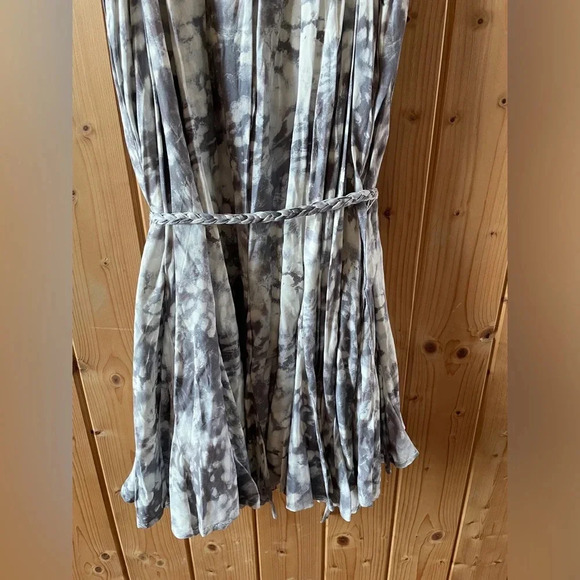 FATE gray cloud tie dye swing mini dress with belt size M NWT - Picture 5 of 12